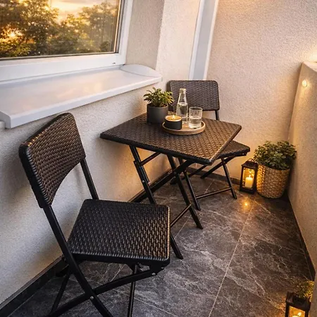 アパート Vemy トルナヴァ